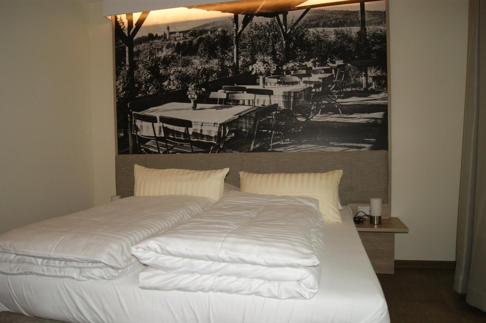 Hotel Restaurant Muckensee Lorch Room photo